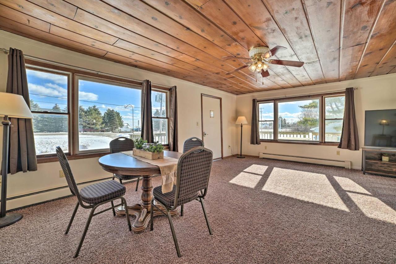 Cozy Tawas City Home With Views Of Lake Huron! Bagian luar foto
