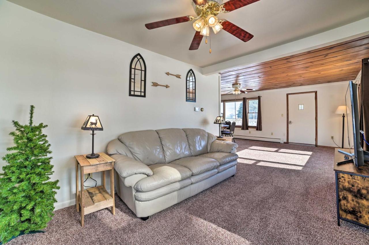 Cozy Tawas City Home With Views Of Lake Huron! Bagian luar foto