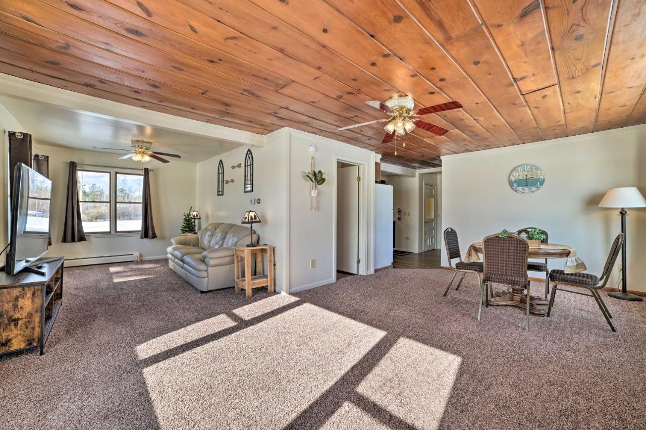 Cozy Tawas City Home With Views Of Lake Huron! Bagian luar foto